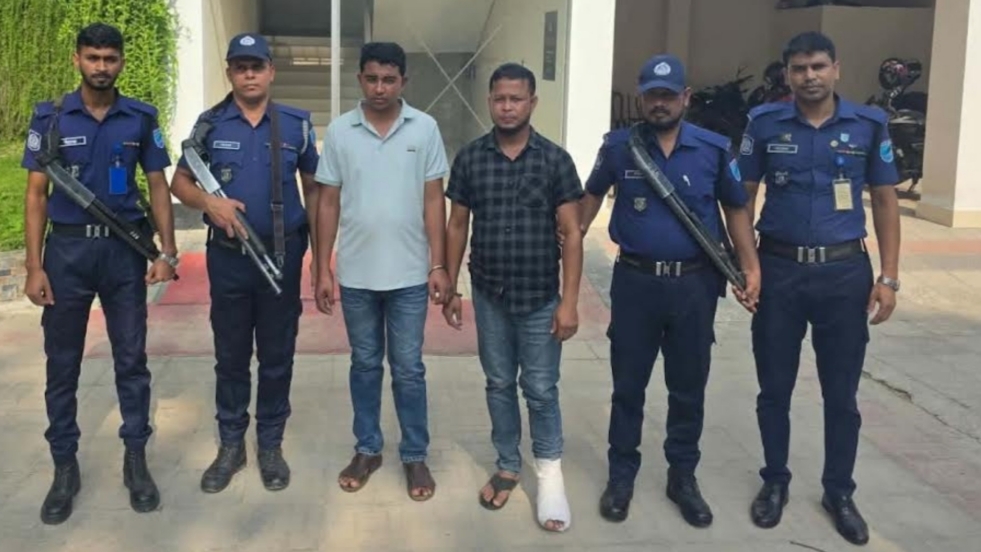 রায়পুরার তালিকাভুক্ত সন্ত্রাসী হান্নান ও নূরুল ইসলাম গ্রেপ্তার